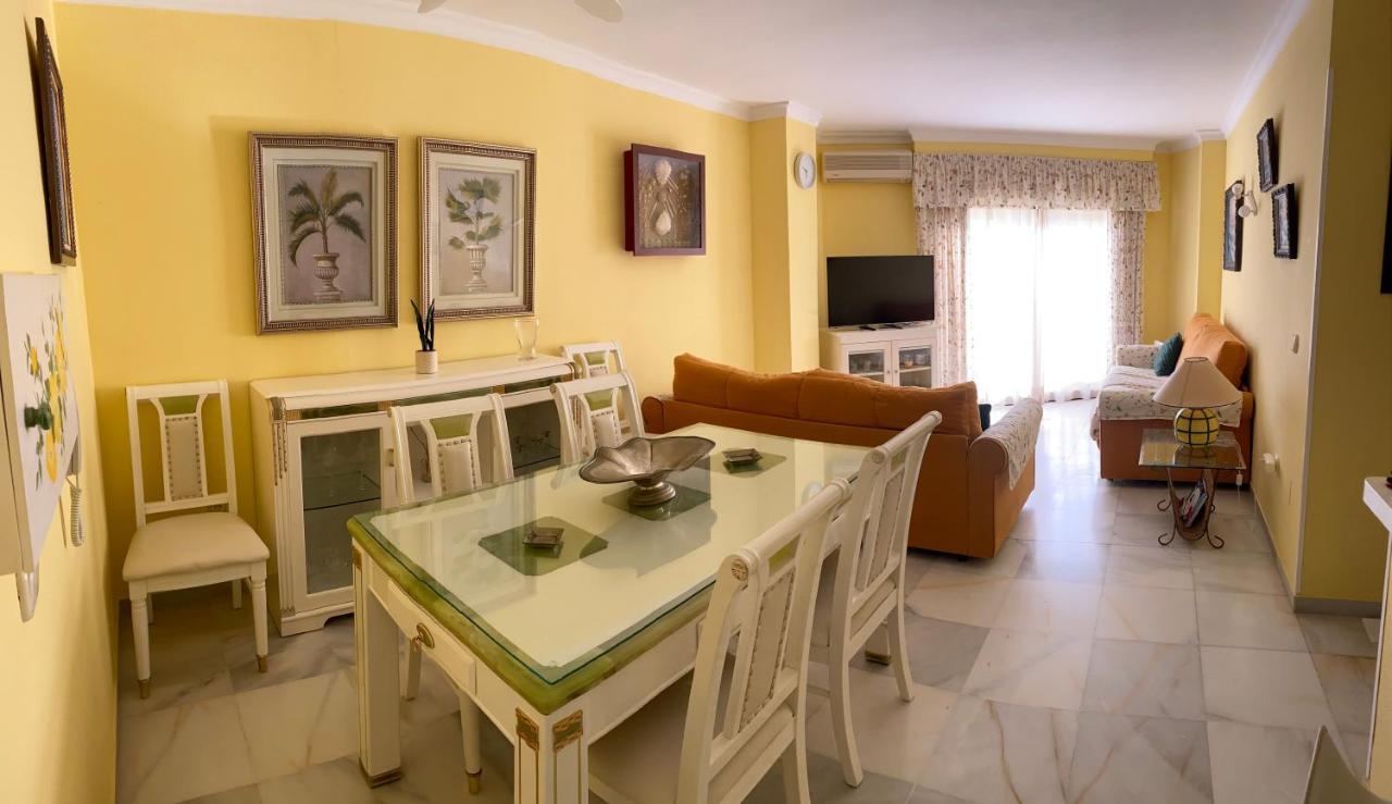 Apartamento Las Mimosas Beach Ла Кала де Михас Екстериор снимка