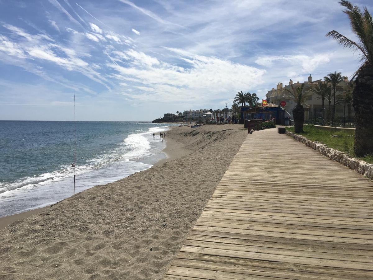 Apartamento Las Mimosas Beach Ла Кала де Михас Екстериор снимка