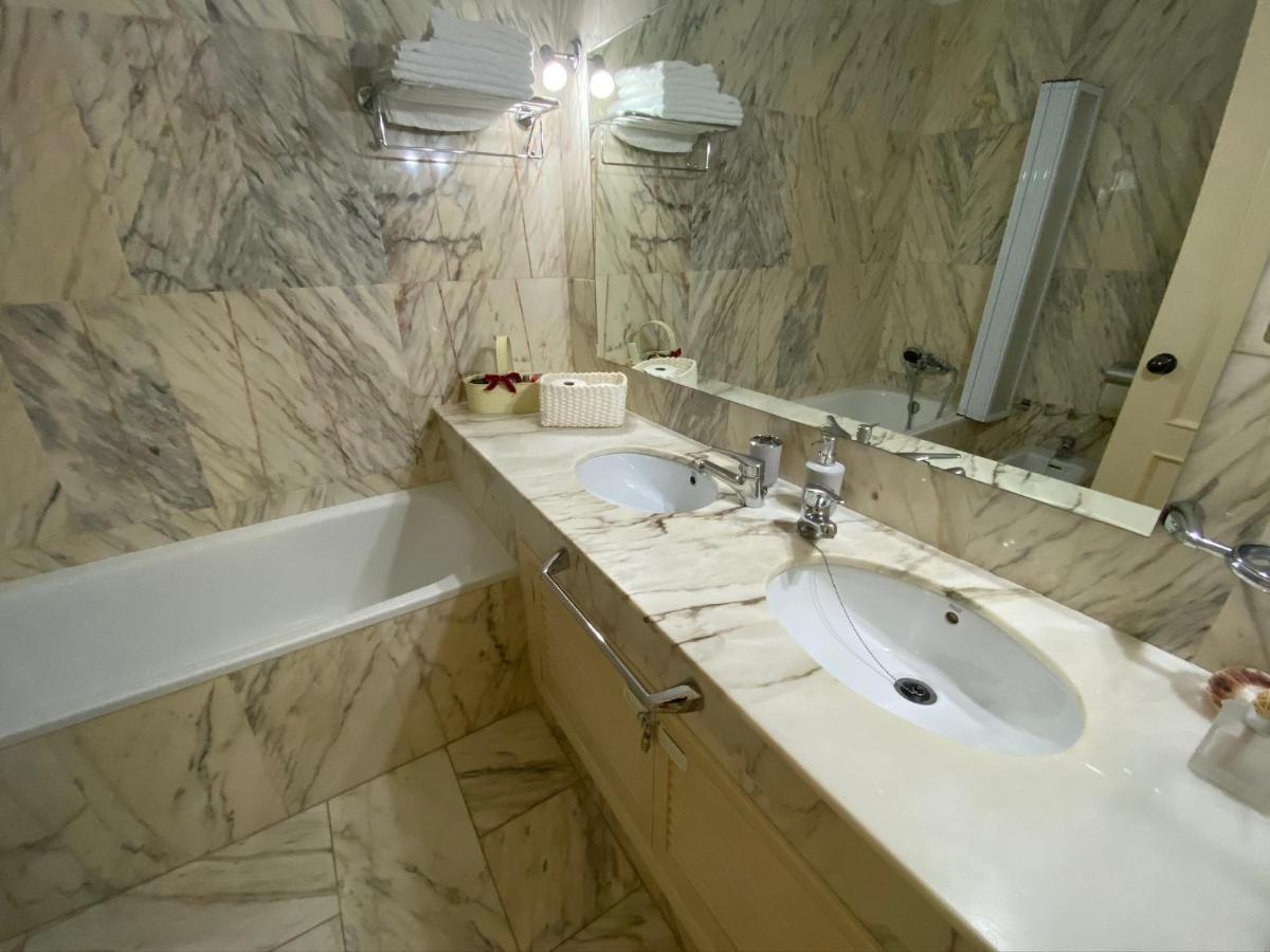 Apartamento Las Mimosas Beach Ла Кала де Михас Екстериор снимка